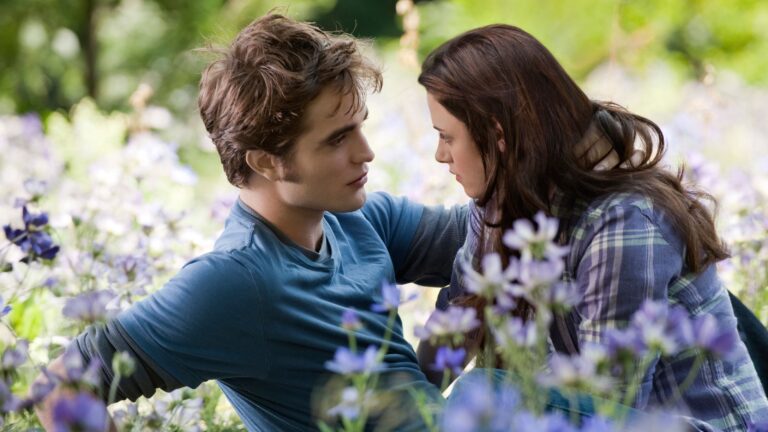 เปิดประเด็นหนัง The Twilight Saga: Eclipse หลากหลายแนว